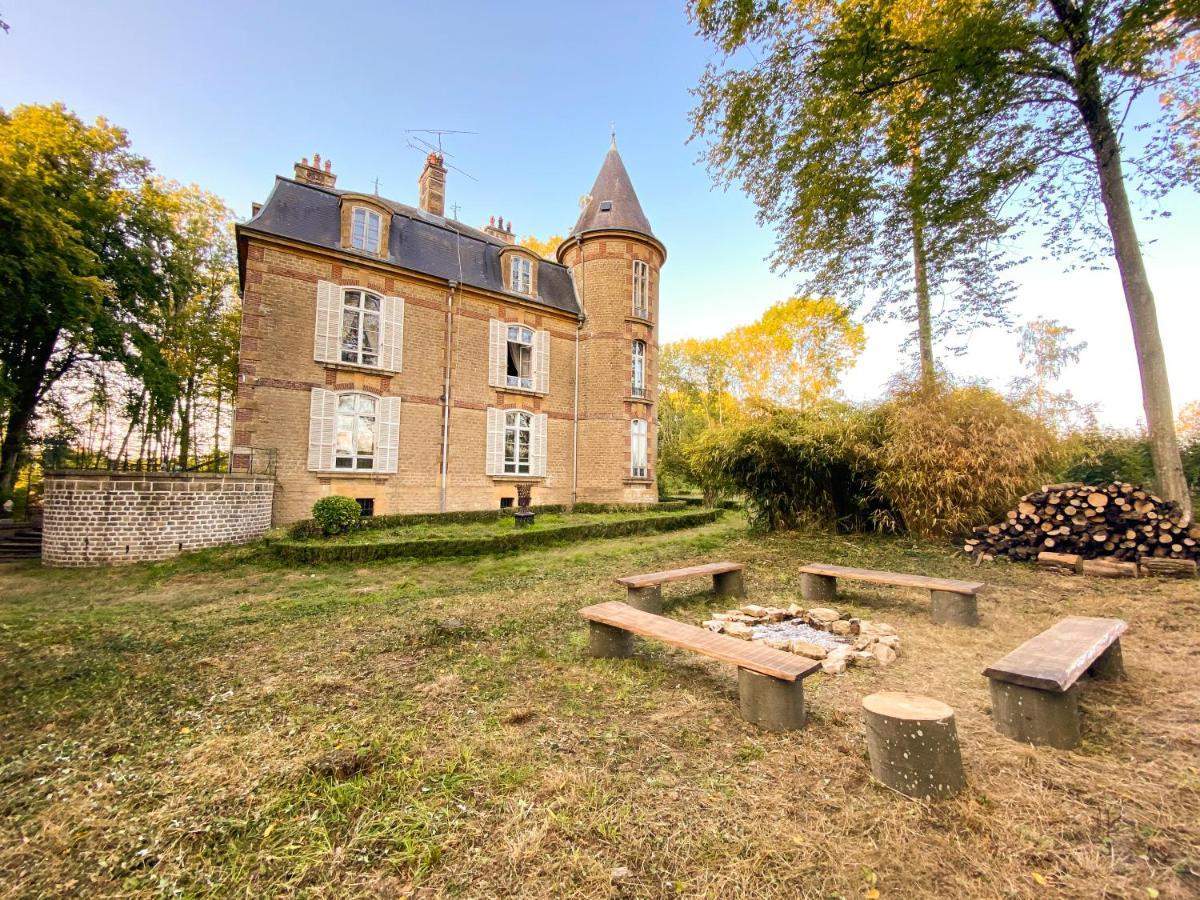 Private Castle With Park - Chateau Guillermo La Moncelle 외부 사진