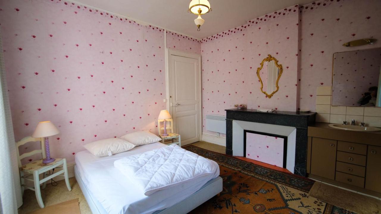 Private Castle With Park - Chateau Guillermo La Moncelle 외부 사진